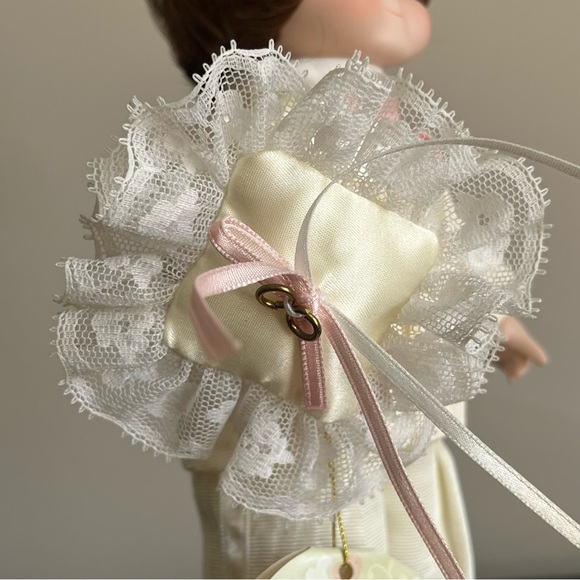 Goebel Bobby Blake Dolly Dingle Porcelain Doll Bette Ball Trip Around World 10in - Picture 9 of 9